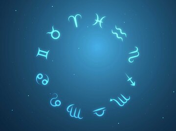 Sternzeichen Symbole | © Adobe Stock/xyz+