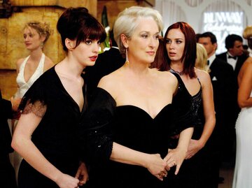Studio Publicity Still from The Devil Wears Prada Anne Hathaway, Meryl Streep, Emily Blunt | © IMAGO / Cinema Publishers Collection