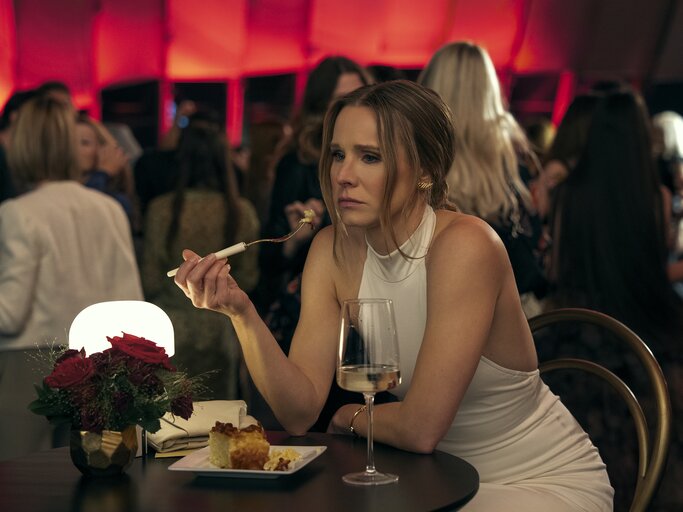 "Nobody Wants This" Staffel 2 hinterlässt beim Zuschauen einen bitteren Nachgeschmack. | © Netflix Kristen Bell als Joanne in Nobody Wants This | © Netflix