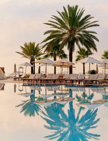 Pool und Palmen eines Hotels | © Club Med/Jeanne PERROTTE