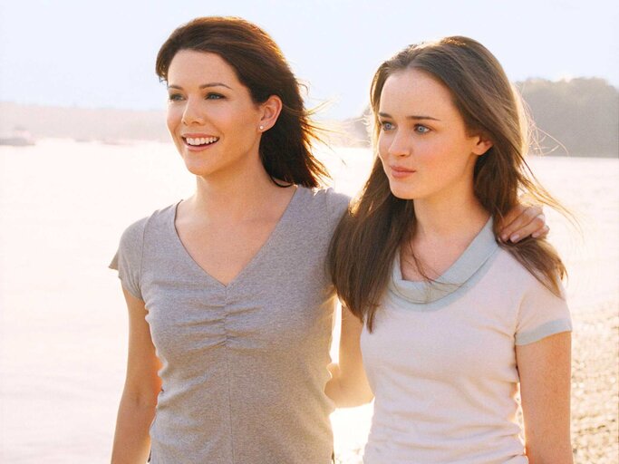 Lauren Graham und Alexis Bledel, Gilmore Girls | © IMAGO / Cinema Publishers Collection