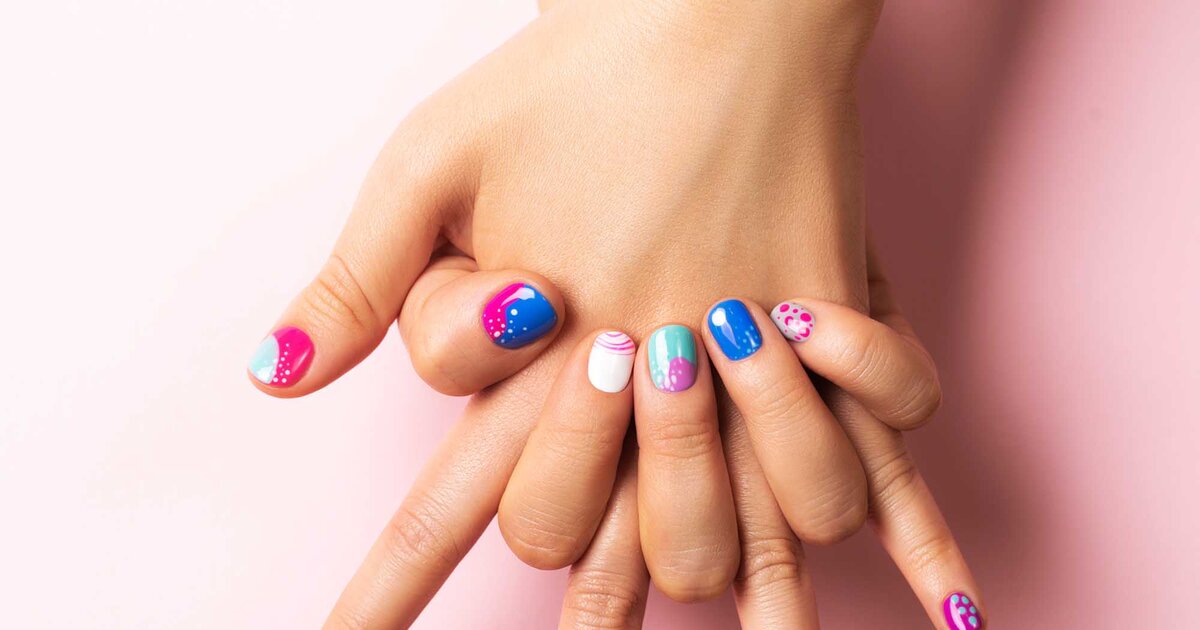 HalfandHalfNails So schön ist der Nageltrend für den Frühling