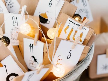 selbstgebastelter DIY-Beauty-Adventskalender | © Adobe Stock/sweetlaniko
