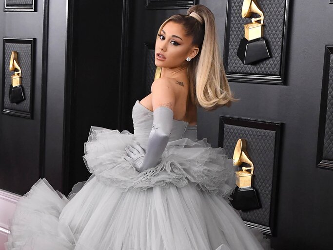 Ariana Grande bei den Grammy Awards 2020 | © gettyimages.de /  Steve Granitz 