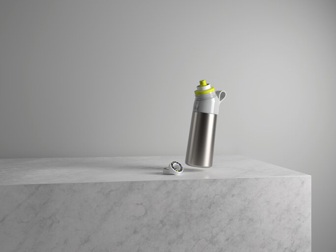 Die Silver Steel Bottle von air up besticht durch seine zeitlose und elegante Form. | © PR