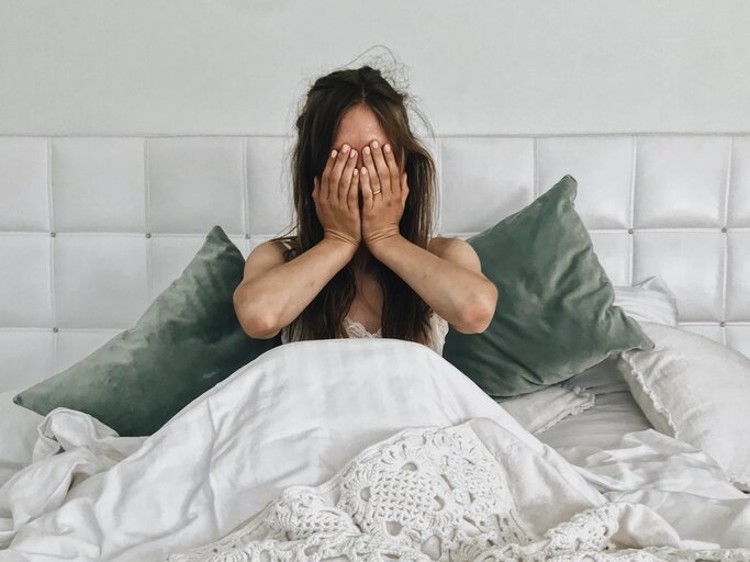 Hypnophobie: Was genau ist das und wer ist betroffen? Eine Expertin klärt auf! | © Getty Images/Una Berzina / EyeEm