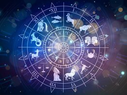 Tierkreiszeichen drehen sich im Weltraum, in der Astrologie und im Horoskop um den Mond | © GettyImages/lidiia