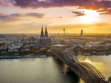 Köln Sonnenuntergang | © Getty Images/Jack Hoyer
