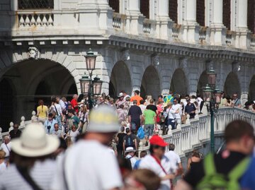 Venedig überflutet mit Touristen | © Getty Images/Michael Duva