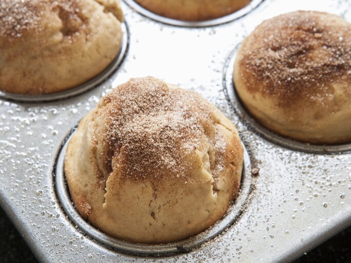 Apfel Donut Muffins | © Getty Images/Glasshouse Images