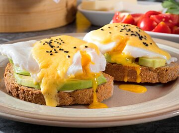 Eggs Benedict | © Getty Images/Burcu Atalay Tankut