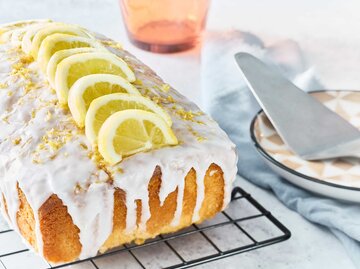 Eine Torta Margherita mit Zuckerguss | © Getty Images/Tim Young Photography