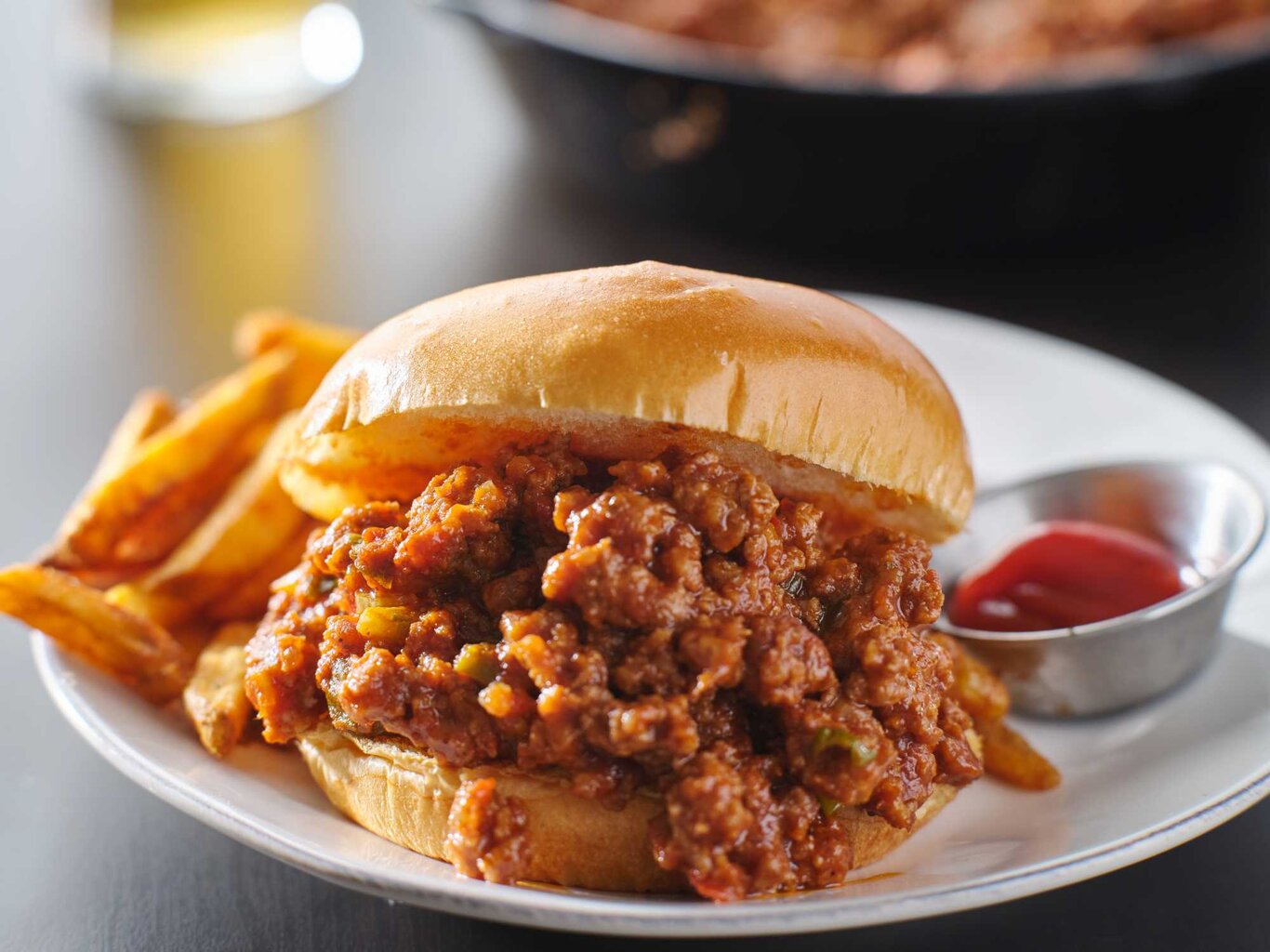 Unwiderstehlich leckerer Veggie-Burger: Sloppy Joes mit Linsen