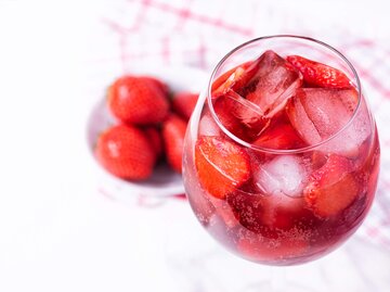 Erdbeer-Limoncello-Spritz | © Getty Images