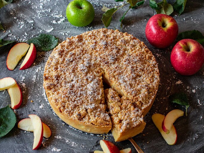 Apfel-Streuselkuchen | © Getty Images/Angelika Heine