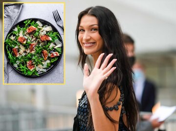 Bella Hadid und Salat | © Getty Images/lacaosa, Edward Berthelot 