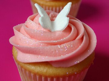 Schmetterling-Cupcakes | © Getty Images/Kathryn Harris/ 4Goodnesscake