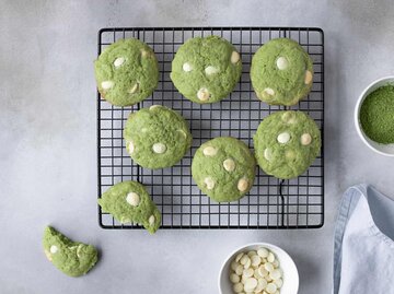 Matcha Kekse mit weißer Schokolade | © Getty Images/Mila Naumova