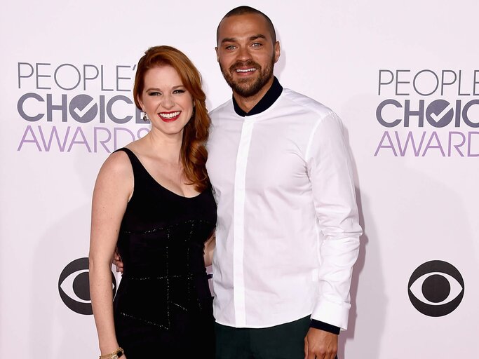 Jesse Williams und Sarah Drew von Grey's Anatomy | © Getty Images/Steve Granitz 