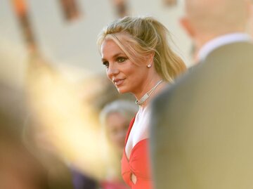 Britney Spears auf rotem Teppich | © Getty Images/VALERIE MACON 