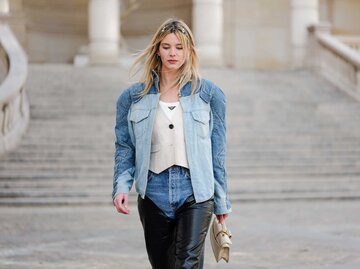 Streetstyle Jeansjacke | © Getty Images/Edward Berthelot