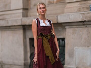 Carolin Niemczyk im Dirndl | © Getty Images/Jeremy Moeller 