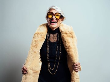 Stylishe ältere Dame | © Getty Images/Fabio Formaggio/EyeEm