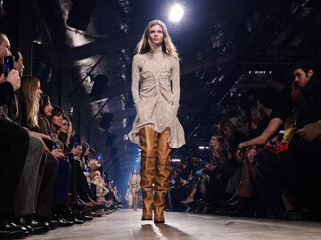 Runway-Look von Isabel Marant | © Getty Images/Peter White