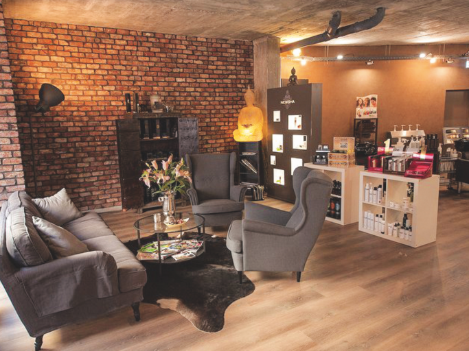 Zum Wohlfühlen: Die Livingroom Hairlounge.
 | © PR