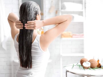Die besten Haarkuren im Test! | © shutterstock/New Africa
