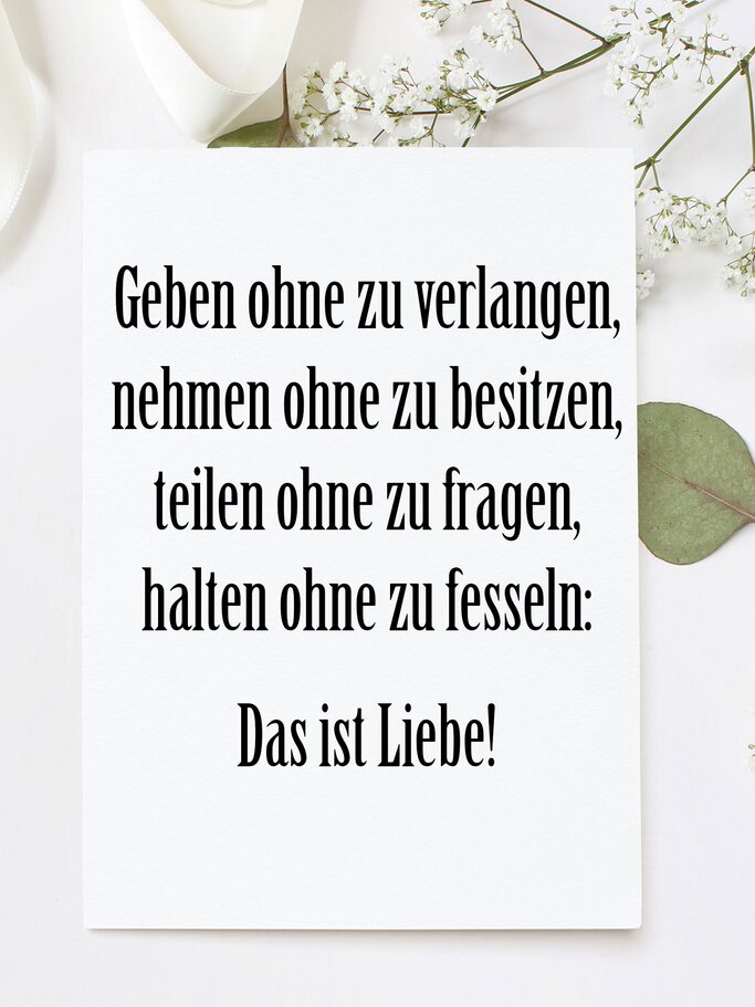 Liebesspruch für das Gästebuch | © iStock | Tabitazn | Collage Funke 