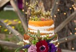 sommerliche Hochzeitstorte | © iStock | ChristiTolbert