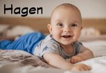 Süßes Baby, daneben der Jungenname Hagen | © gettyimages.de | South_agency