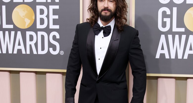 Tom Kaulitz bei den 80. Golden Globe Awards | © GettyImages/Daniele Venturelli / Kontributor