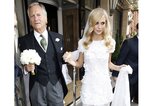 Brautkleid von Poppy Delevingne | © Getty Images | Neil Mockford/Alex Huckle