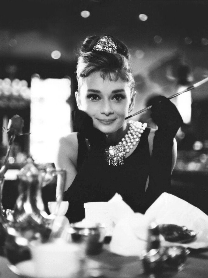 Audrey Hepburn (1961) als Holly Golightly in "Frühstück bei Tiffany" | © Getty Images