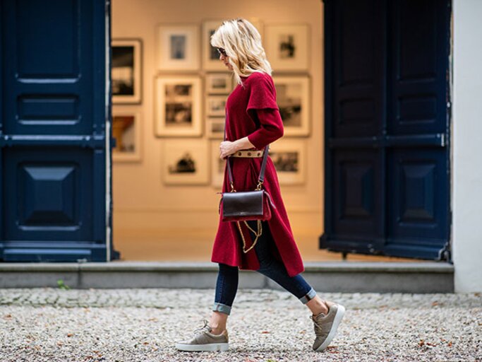 Frau beim Flanking | © Getty Images | Christian Vierig