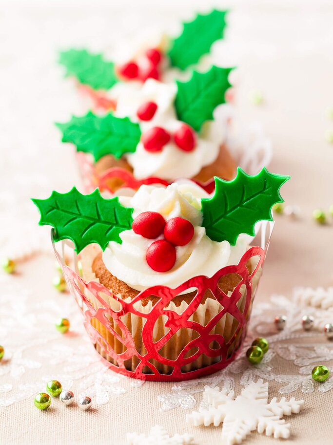 Weihnachtliche Cupcakes Rezept | © iStock | Sarsmis