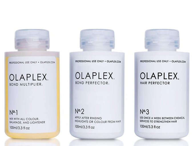 Olaplex ist ein Drei-Stufen-System; das geschädigtes Haar dauerhaft repariert. | © PR