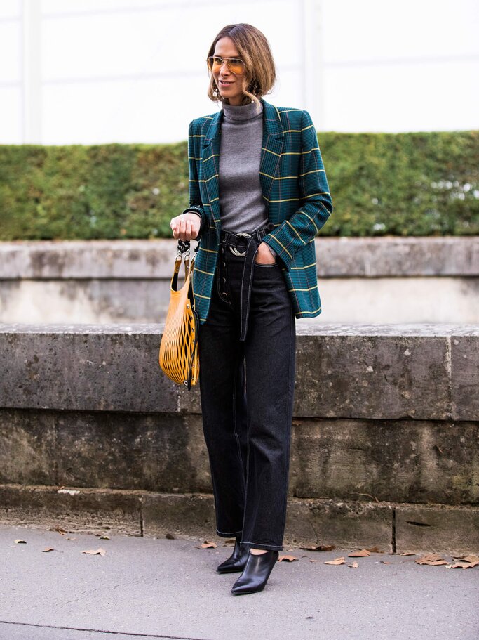 Streetstyle mit Checked Blazer | © Getty Images | Claudio Lavenia 