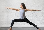 Yoga Übung Krieger | © iStock | fizkes