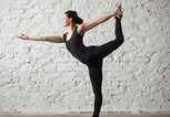 Tänzer Yoga Pose | © iStock | fizkes