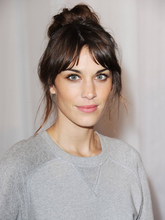 Alexa Chung mit Curtain Fringe | © Getty Images | Dave M. Benett 