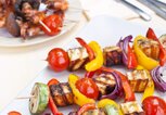 Halloumi-Käse-Spieße | © iStock | olgna