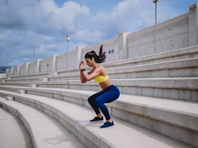 Jump Squats | © iStock | wundervisuals