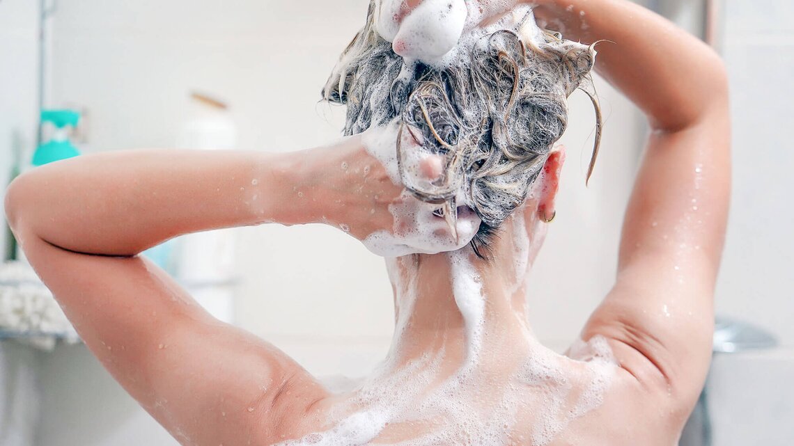 Richtig Haare waschen - aber wie?