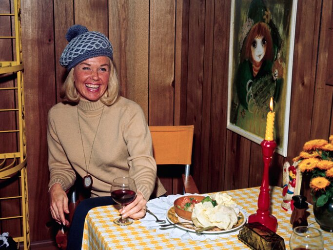 Doris Day beim Essen | © Getty Images | Santi Visalli