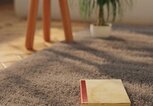 Abdrücke auf Teppichen wegbügeln | © iStock | BrilliantEye