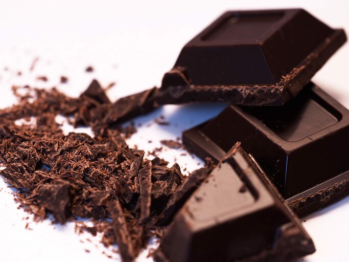 Dunkle Schokolade | © iStock | aleximbro