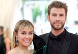Miley Cyrus und Liam Hemsworth | © Getty Images | Dimitrios Kambouris